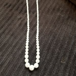 Mid Century costume pearl necklace